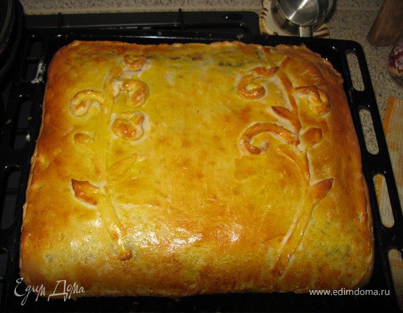 Капустно-рыбный дрожжевой пирог