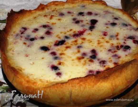 Ягодный пирог с йогуртовой заливкой Ягодный пирог с йогуртовой заливкой