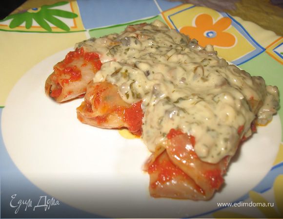 Постные голубцы с грибным соусом Постные голубцы с грибным соусом