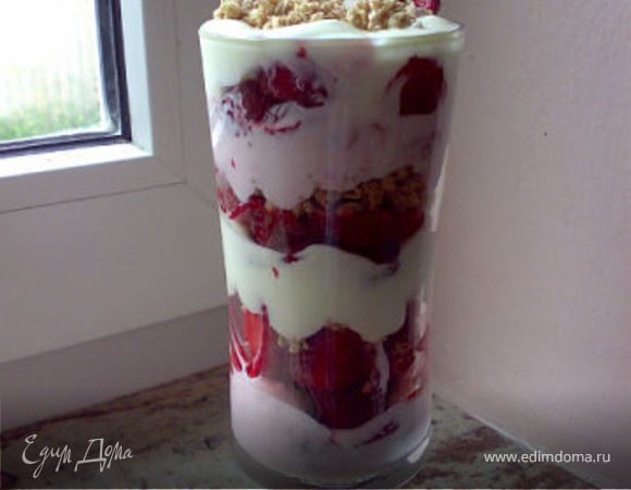 Творожно-клубничный десерт