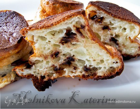 Запеченные сырники с шоколадными каплями Запеченные сырники с шоколадными каплями