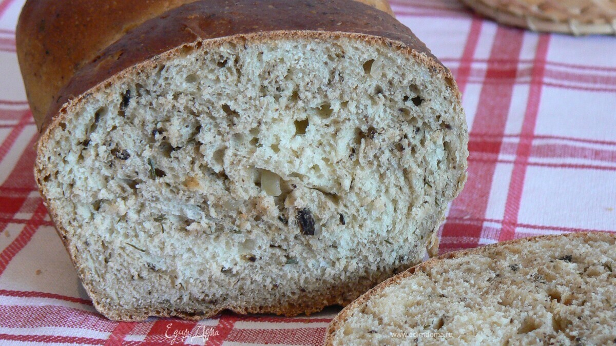 Хлеб с грибами,луком и укропом