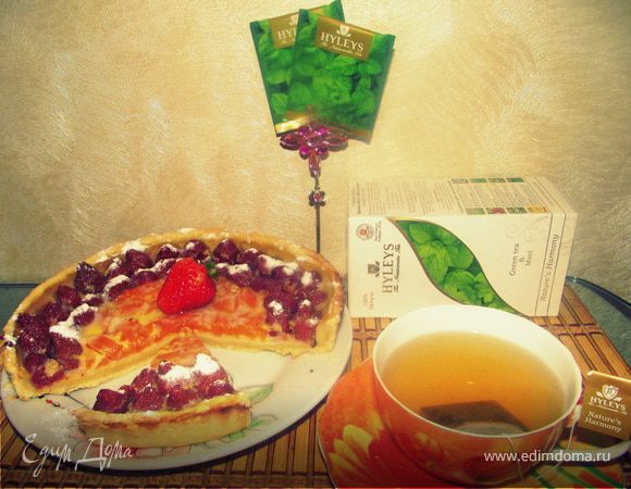 Пирог с клубникой