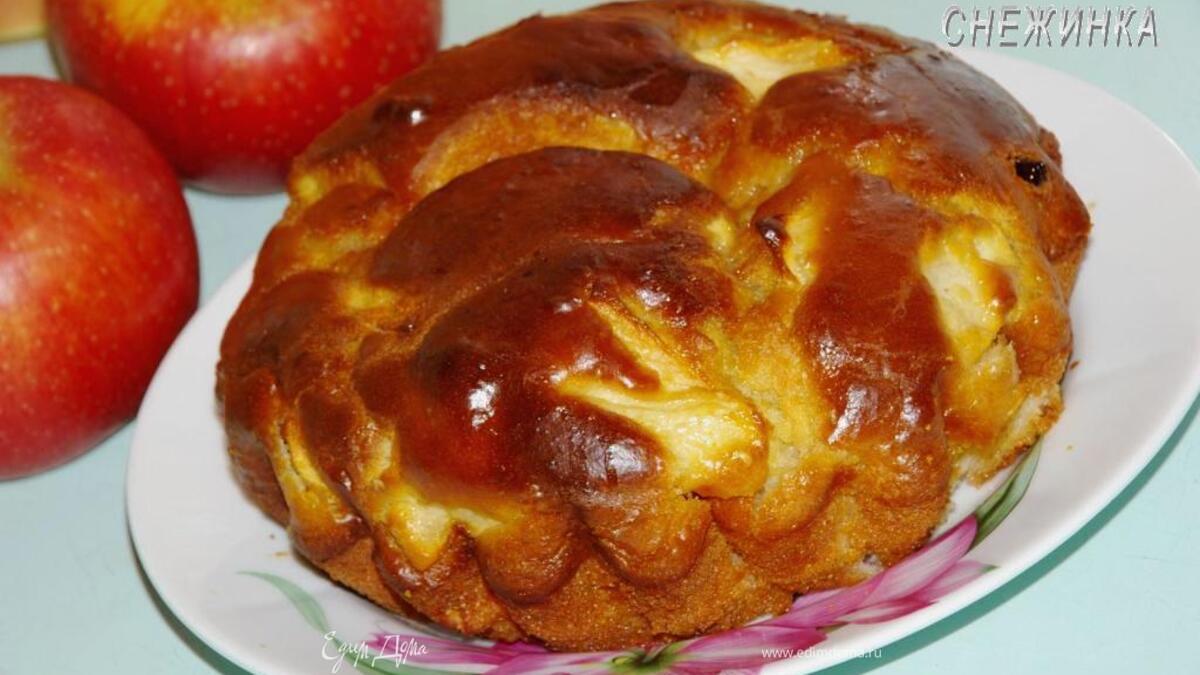 "Баба" с яблоками