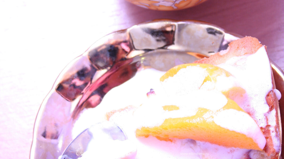 Персиковый сметанный пирог