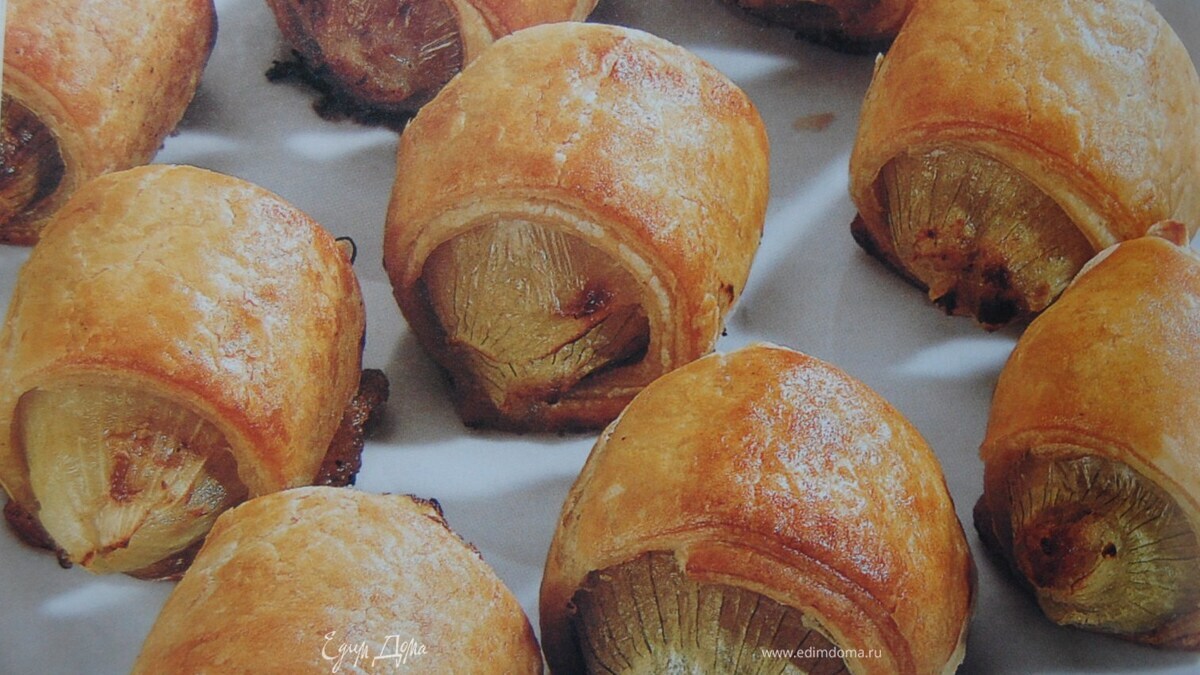 Чиполетте (Cipolette) в слоеном тесте