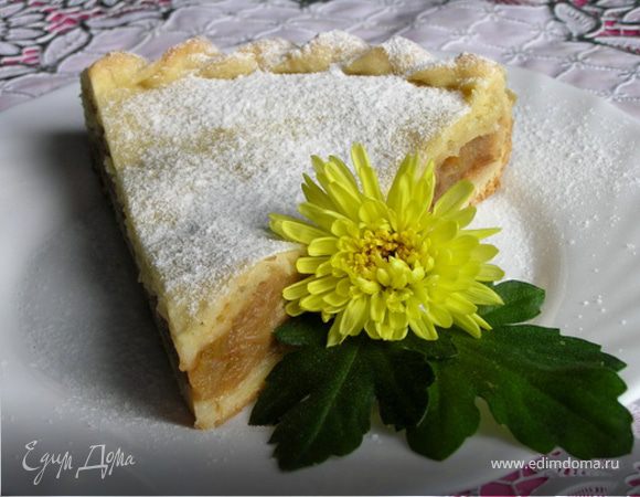 Грушево-яблочный пирог с корицей