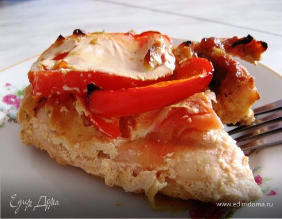 Курица с овощами, запеченная в йогурте с имбирем