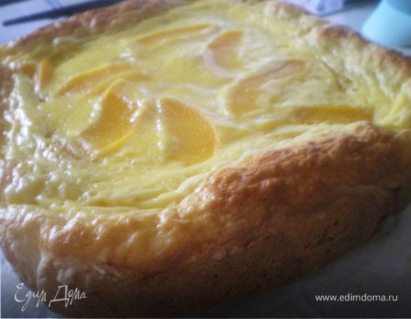 Сметанный пирог с персиками Сметанный пирог с персиками