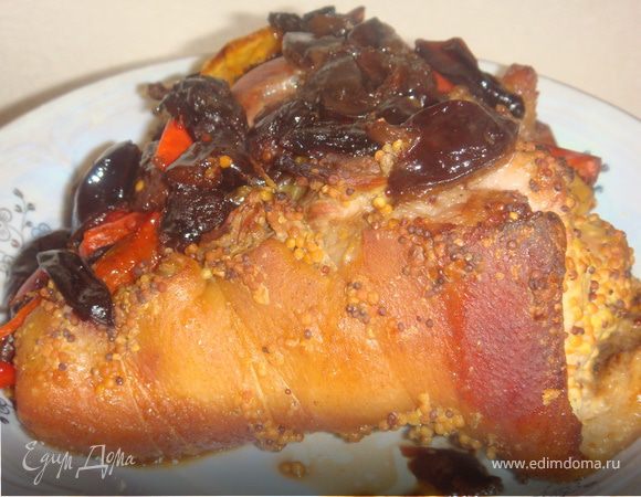 Рулька с черносливом Рулька с черносливом