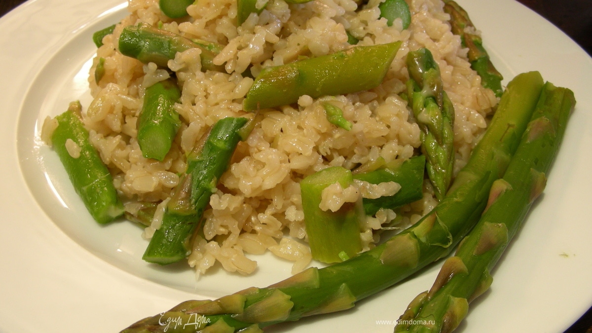 Ризотто со спаржей