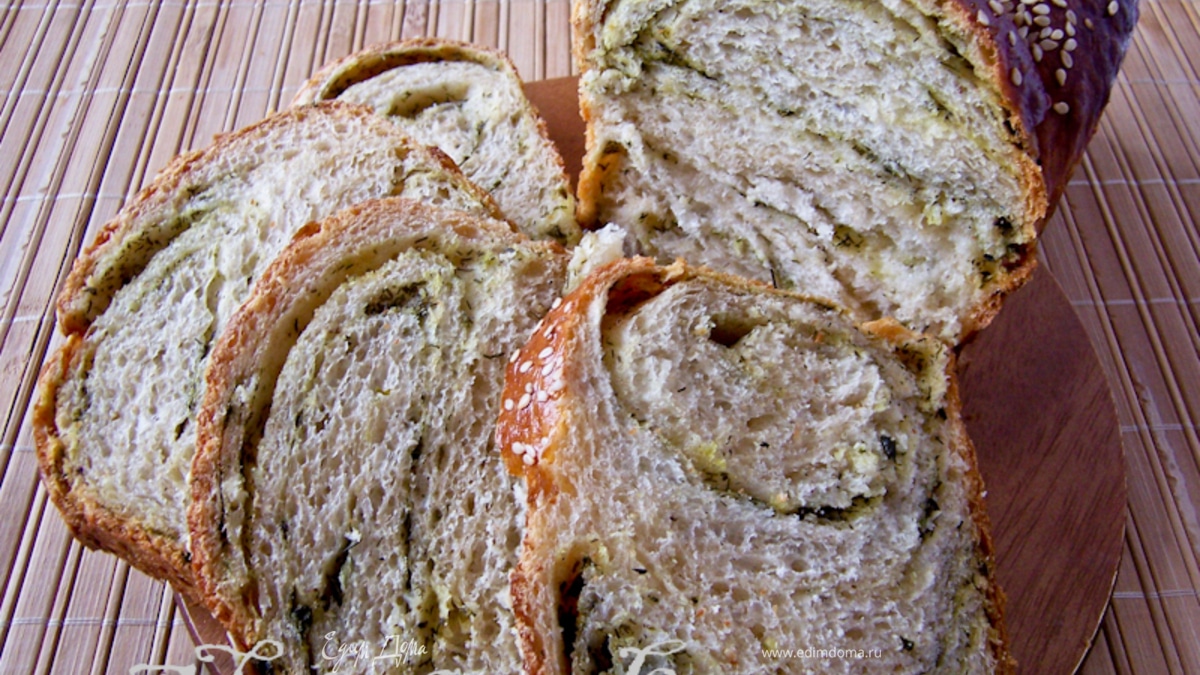 Домашний хлеб с ароматными травами