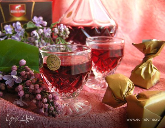 Малиновый ликер с ванилью