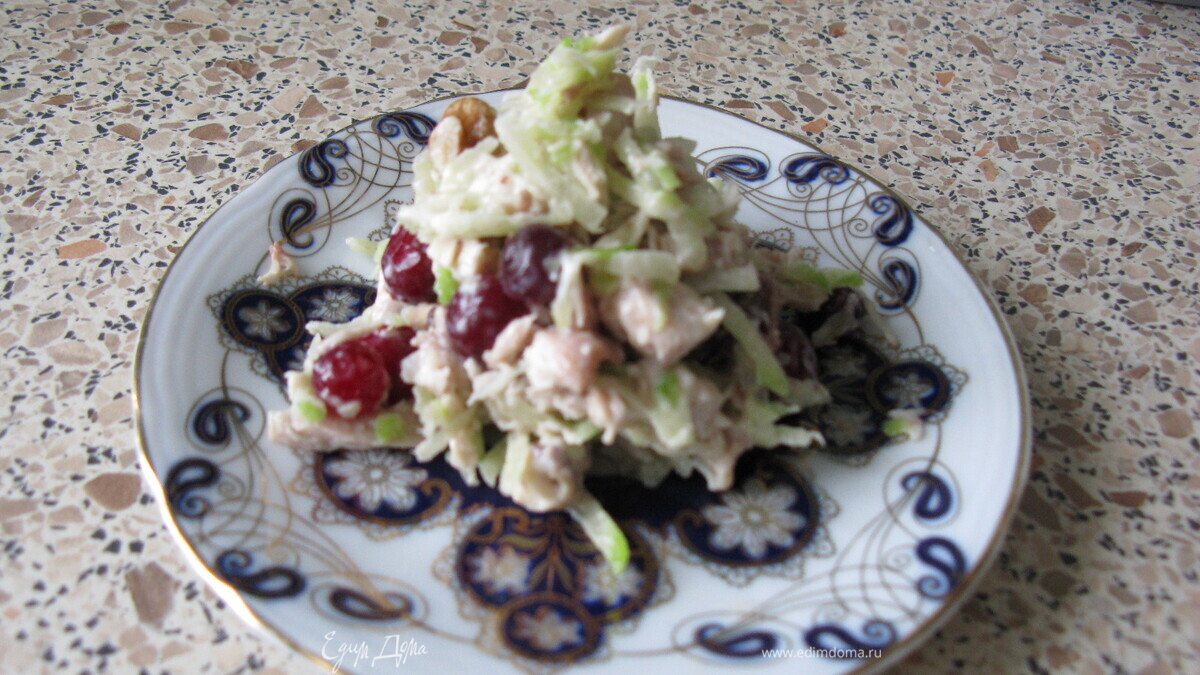 Пять блюд из курицы.№3 - Салат "Магеллан"