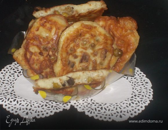 Оладьи с зелёным горошком и шампиньонами Оладьи с зелёным горошком и шампиньонами