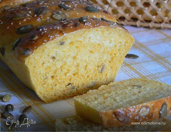 Тыквенный хлеб с тыквенными семечками