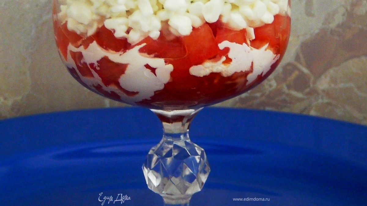 Тартар из помидоров с зерненым творогом