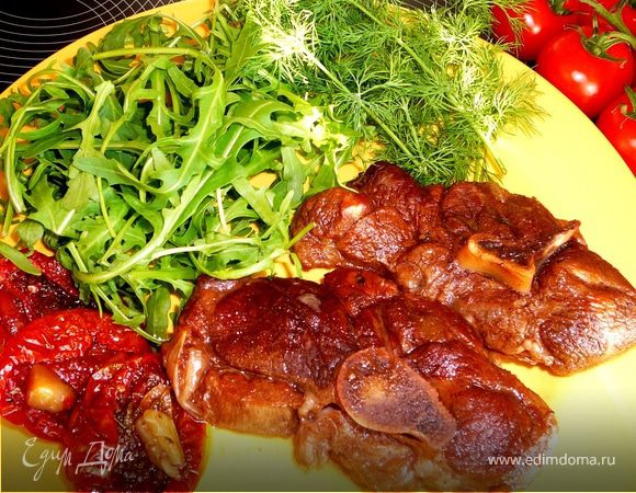 Баранина с розмарином в вине (из мультиварки)