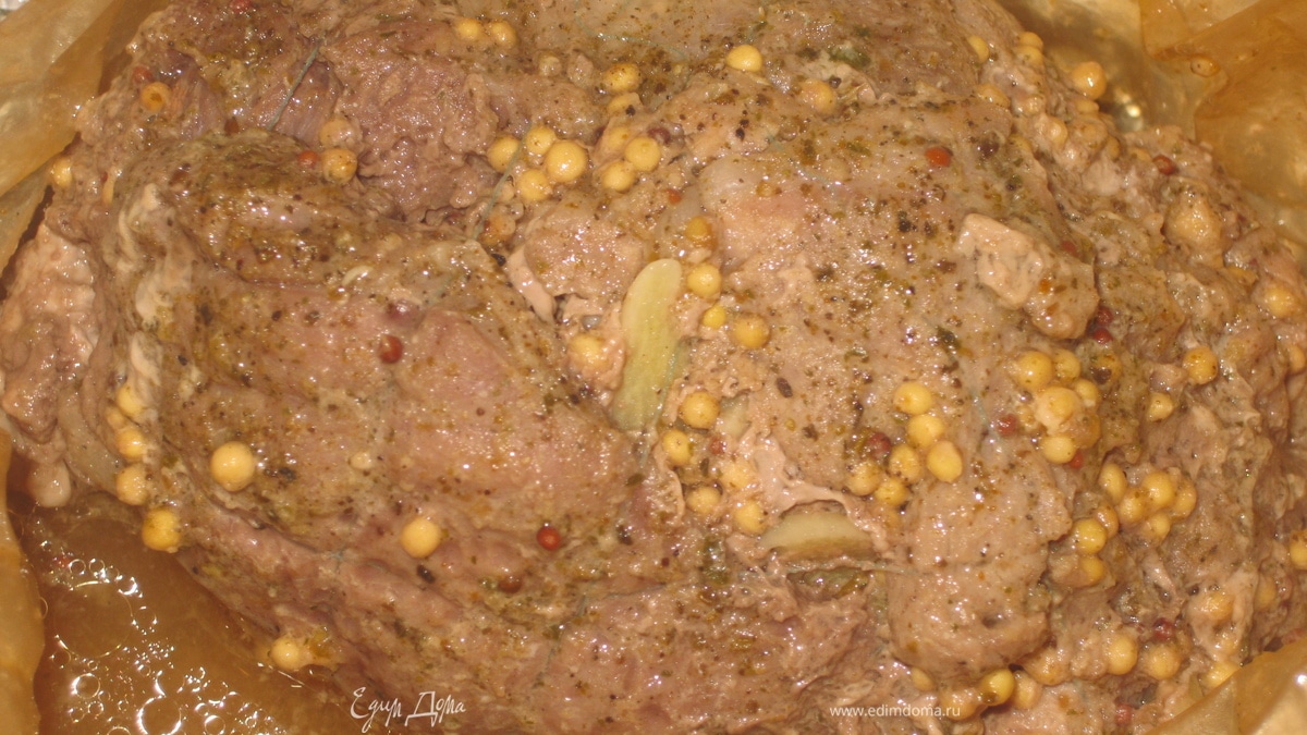 Свиной рулет в медовом соку