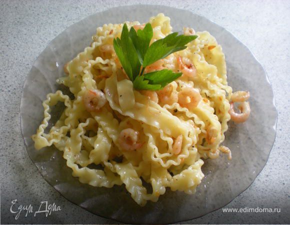 Домашняя паста с креветками и цитрусовой ноткой