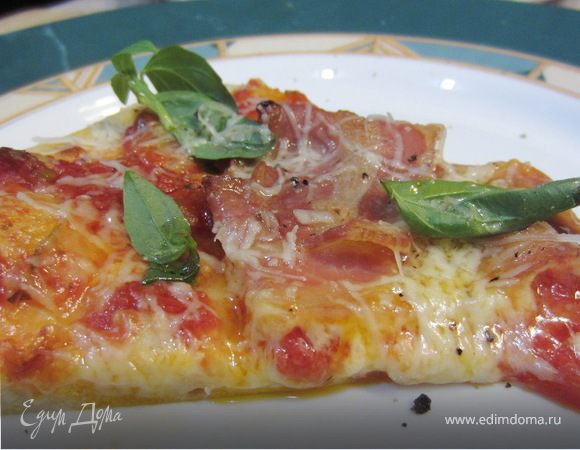 Пицца с беконом и базиликом Пицца с беконом и базиликом