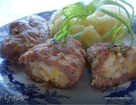 Зразы с яично-сырной начинкой