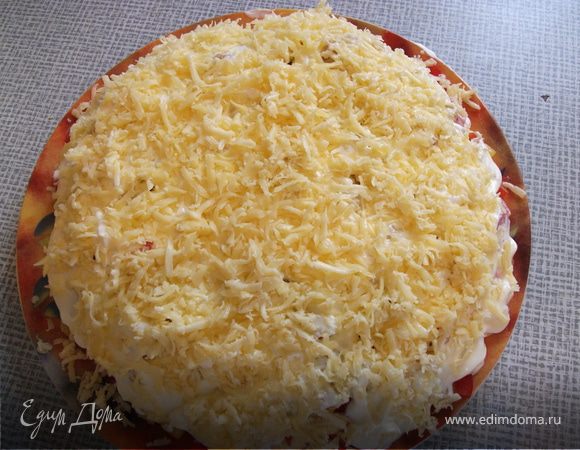 Салат с копчеными окорочками