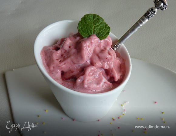 Клубничный "Сорбе" Клубничный "Сорбе"