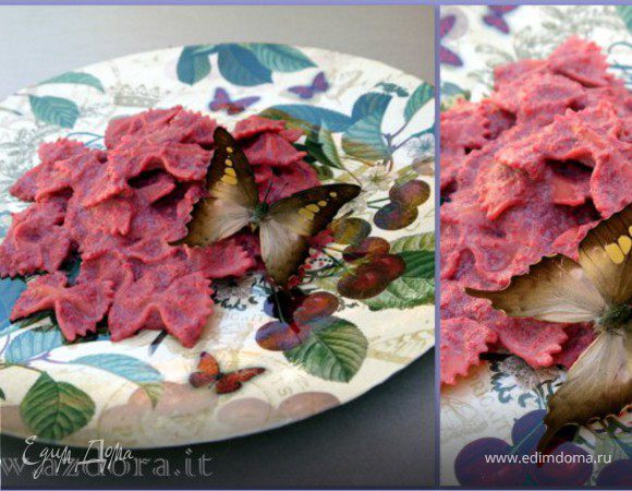 Розовые бабочки