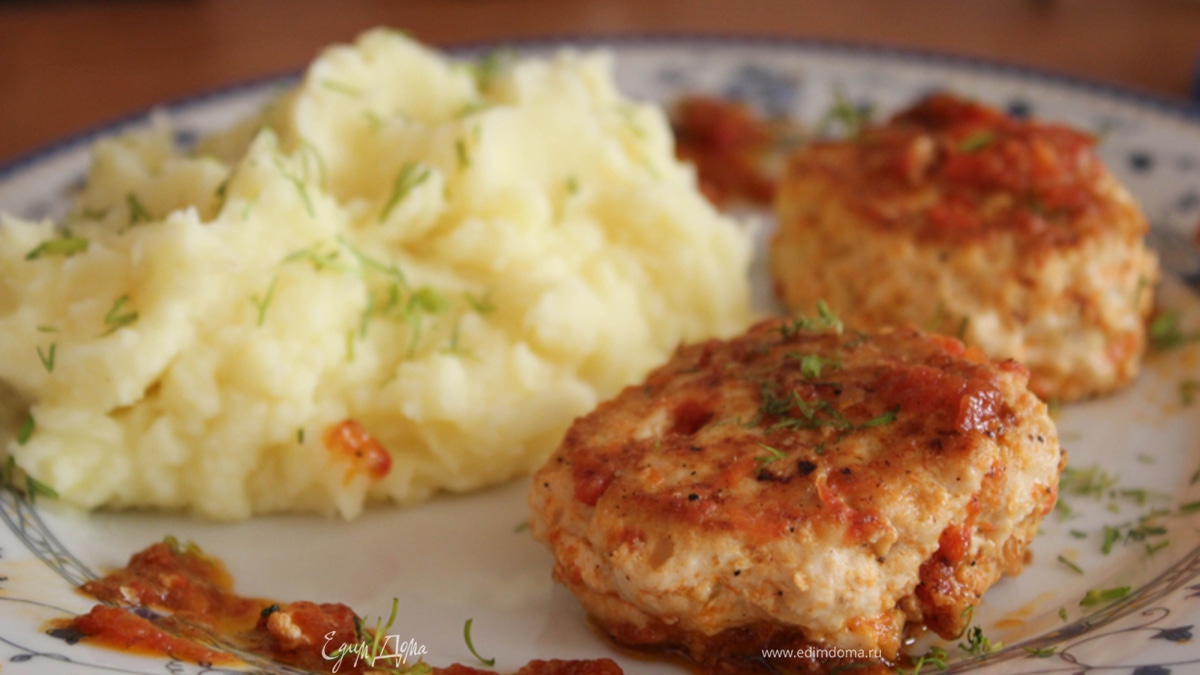 Куриные тефтели в томатном соусе