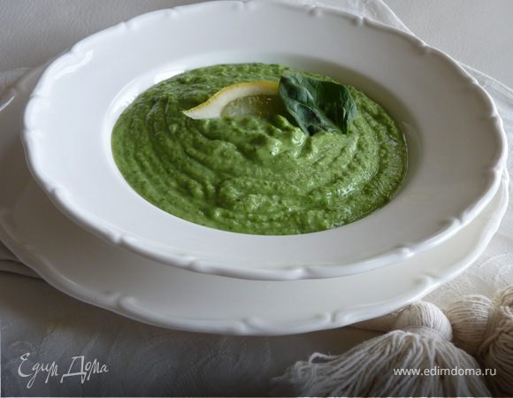 Суп из авокадо и йогурта