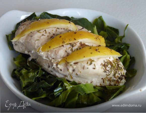 Куриное филе с лимоном и молодой капустой