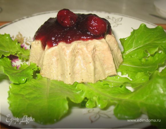 Печеночный пудинг с вишневым соусом Печеночный пудинг с вишневым соусом