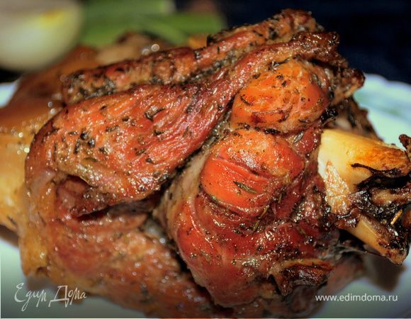 Свиная рулька - (Schweinshaxe) Свиная рулька - (Schweinshaxe)