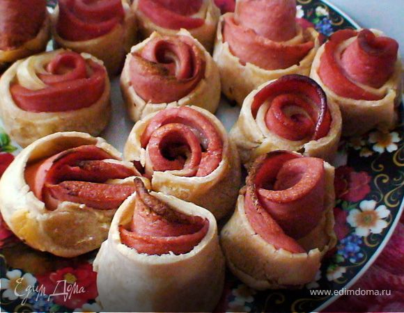 Розочки с колбасой Розочки с колбасой