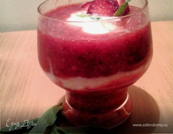 Клубничный десерт