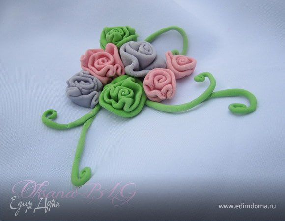 Цветочки из мастики