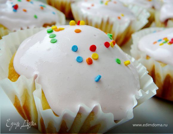 Кексы с красной смородиной на йогурте Кексы с красной смородиной на йогурте