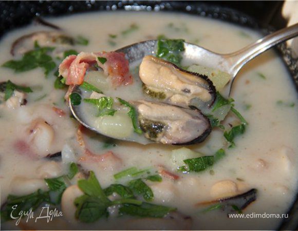 Чаудер с моллюсками из Новой Англии (New England Clam Chowder)