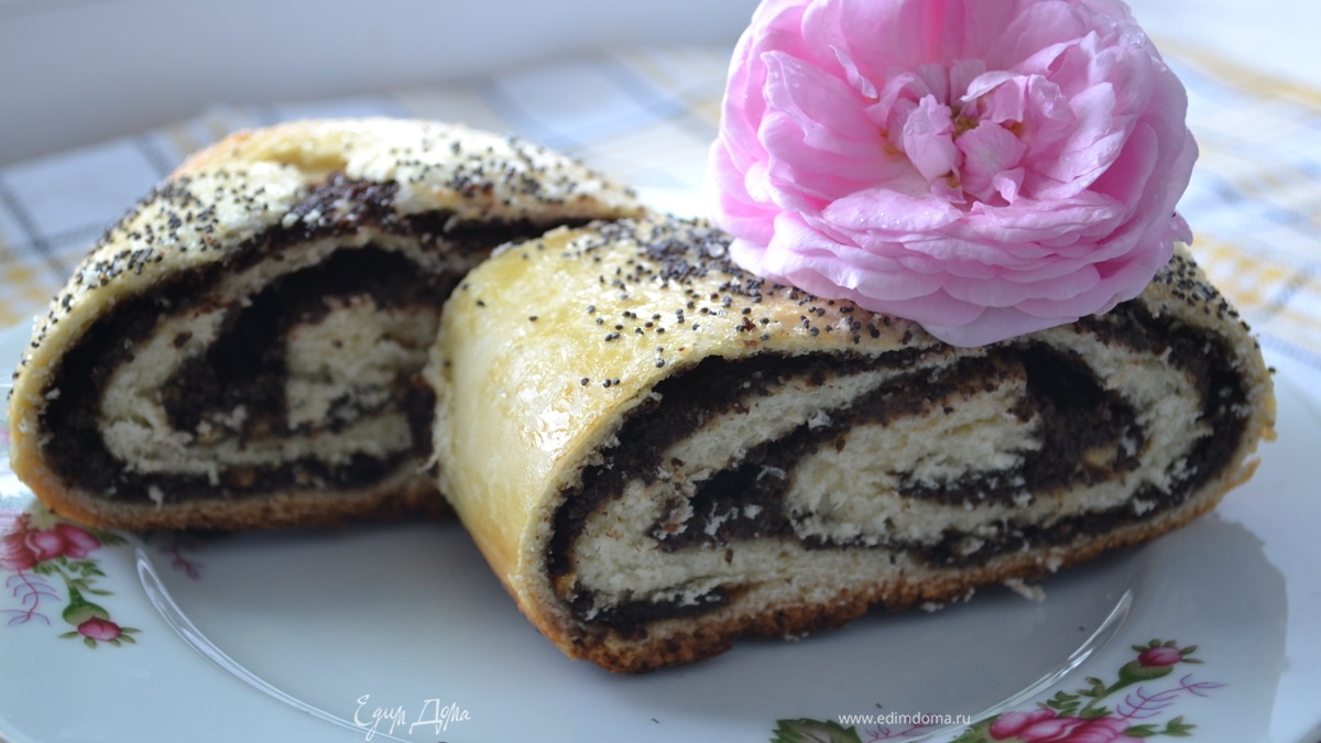 Маково-цитрусовый рулет