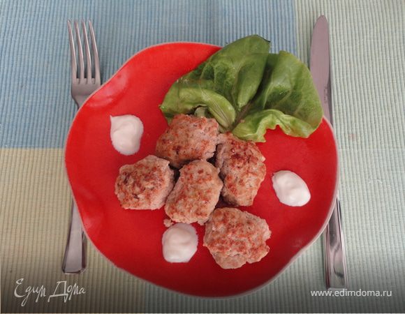 Вкуснейшие нежные котлеты а-ля "по-донецки" Вкуснейшие нежные котлеты а-ля "по-донецки"