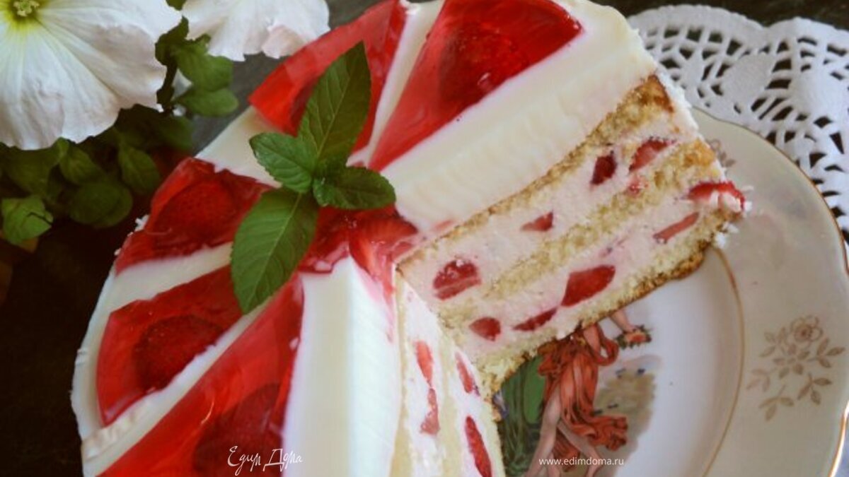 Торт «Красное и белое»