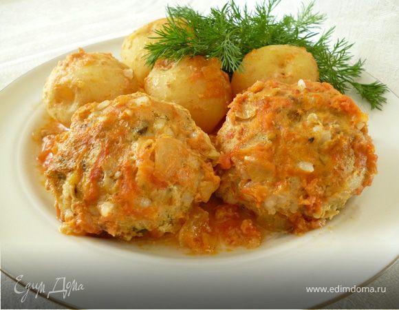 Куриные тефтельки, запеченные с молодым картофелем