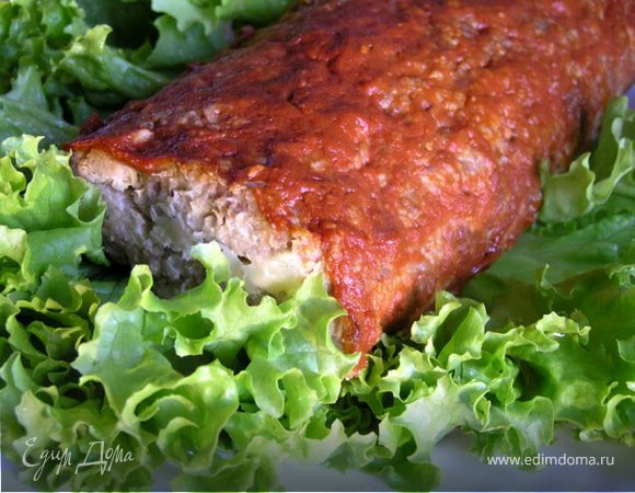 Мясной рулет с сыром и зеленью