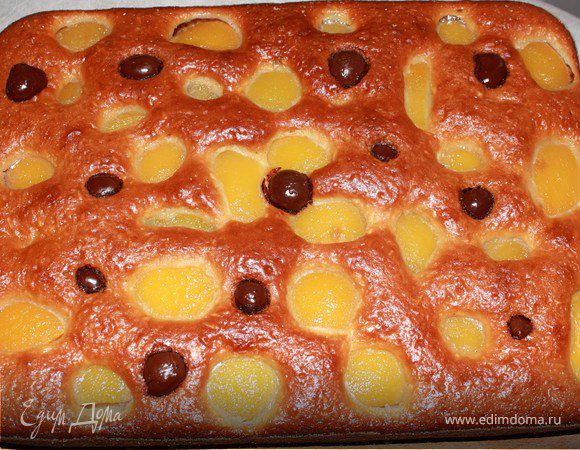 Пирог с персиками и вишней в шоколаде "Леди" Пирог с персиками и вишней в шоколаде "Леди"