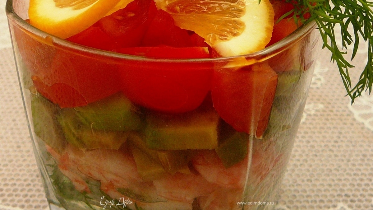 Веррин с креветками, авокадо и помидорами