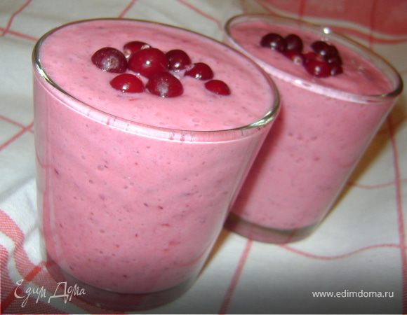 Клюквенно-банановый коктейль Клюквенно-банановый коктейль