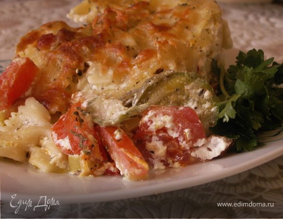 Запеканка из макарон с цукини и моцареллой