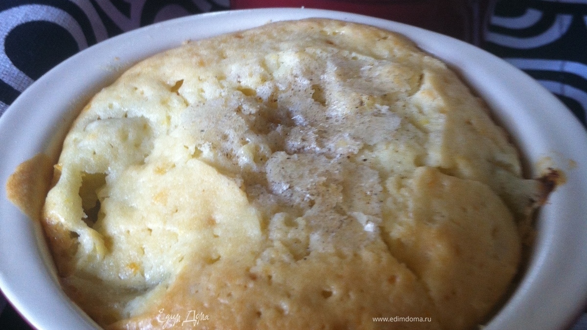 Мини-кексы с ревенем и имбирем ко Дню Матери (Mother's day rhubarb and ginger muffins)