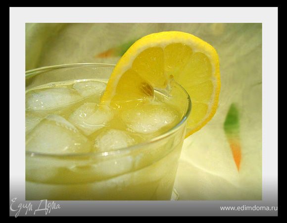 Освежающий чай с лимоном Освежающий чай с лимоном